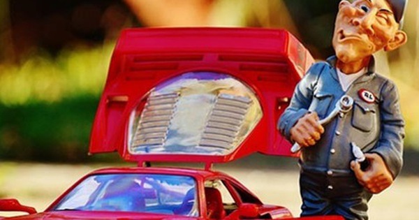 V&igrave; sao nh&acirc;n vi&ecirc;n Ferrari kh&ocirc;ng được ph&eacute;p mua si&ecirc;u xe của h&atilde;ng? - Ảnh 1.