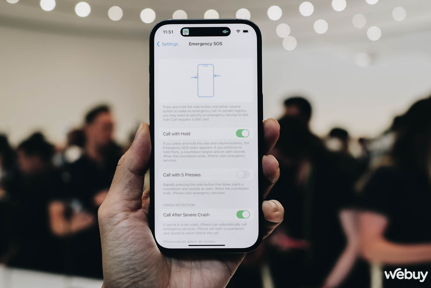Cận cảnh iPhone 14 Pro tại sự kiện Apple: Thiết kế "Dynamic Island", màu tím Deep Purple, loại bỏ khay SIM, giá không đổi - Ảnh 12. Cận cảnh iPhone 14 Pro tại sự kiện Apple: Thiết kế "Dynamic Island", màu tím Deep Purple, loại bỏ khay SIM, giá không đổi - Ảnh 12.