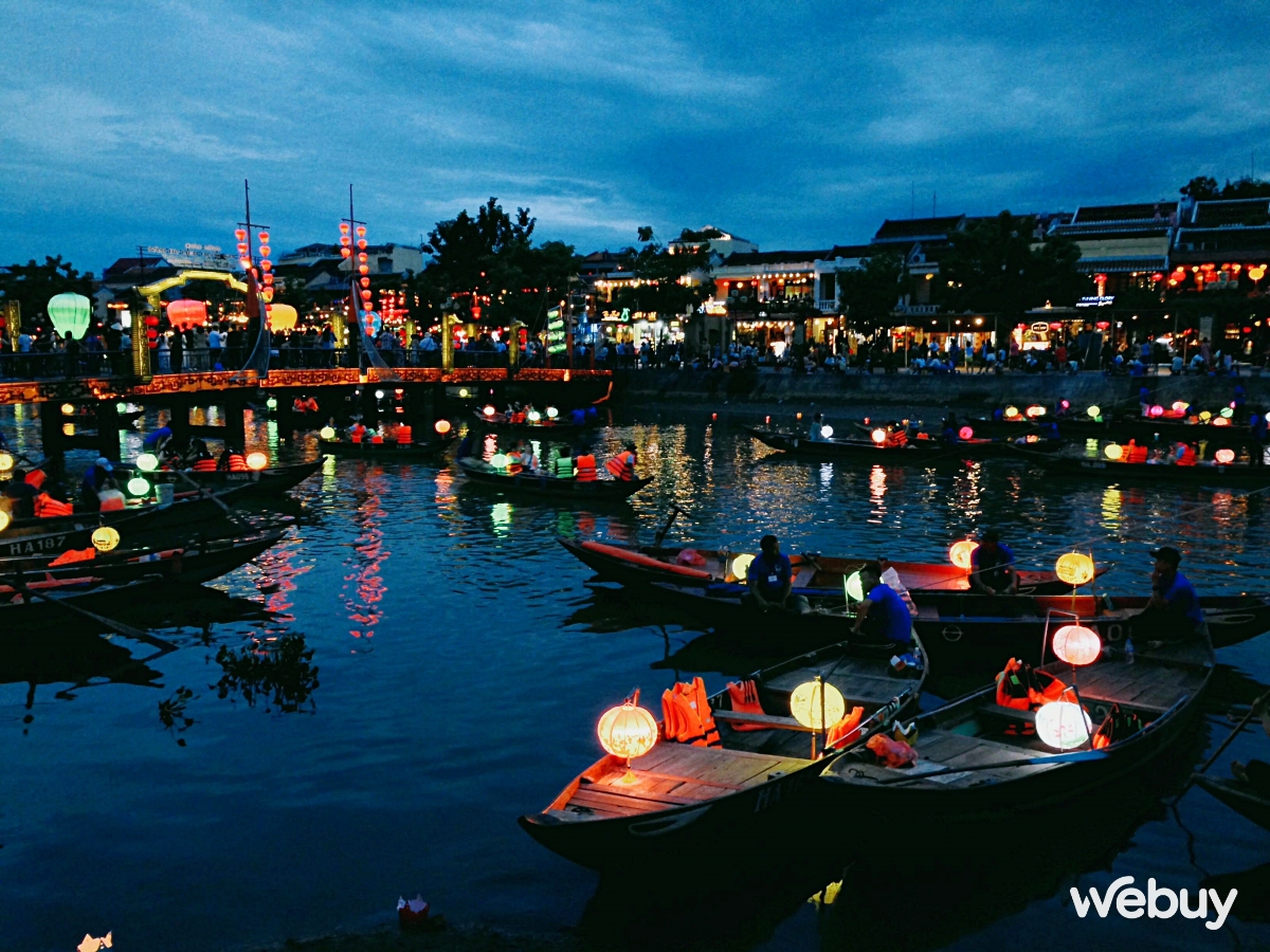 2022 rồi vẫn cố chấp mang iPhone 5C đi chụp ảnh du lịch, kết quả quá bất ngờ - Ảnh 14. 2022 rồi vẫn cố chấp mang iPhone 5C đi chụp ảnh du lịch, kết quả quá bất ngờ - Ảnh 14.