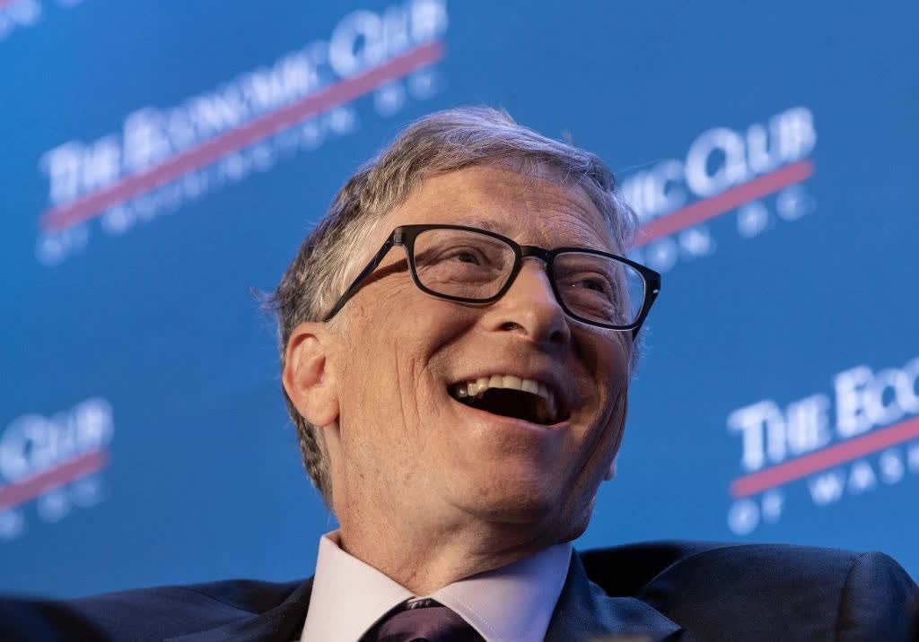 Cư dân mạng hỏi, tỷ phú Bill Gates trả lời về trí tuệ nhân tạo và ChatGPT - Ảnh 1. Cư dân mạng hỏi, tỷ phú Bill Gates trả lời về trí tuệ nhân tạo và ChatGPT - Ảnh 1.