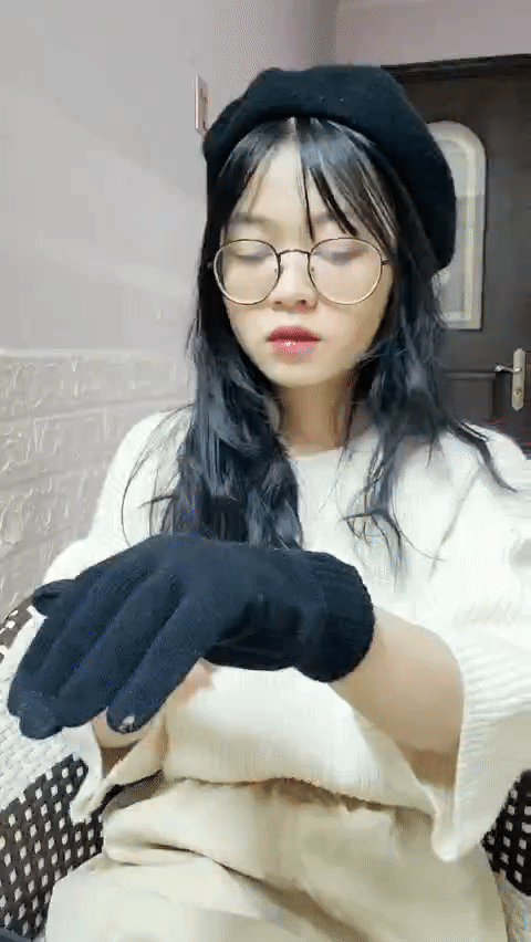 Trời lạnh d&ugrave;ng thử găng bluetooth của &ldquo;ph&aacute;p sư Trung Hoa&rdquo;: Rất ngầu nhưng qu&aacute; nhiều nhược điểm - Ảnh 9.