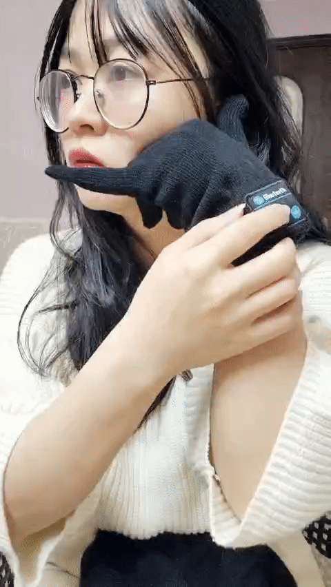 Trời lạnh d&ugrave;ng thử găng bluetooth của &ldquo;ph&aacute;p sư Trung Hoa&rdquo;: Rất ngầu nhưng qu&aacute; nhiều nhược điểm - Ảnh 13.