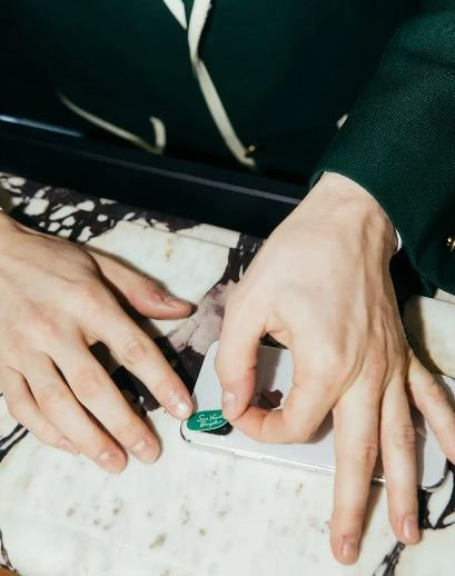 'Hội kín' bí mật của Elon Musk: Lệ phí 4.200 USD/năm, các thành viên không được phép chụp hình, bàn tán trên mạng xã hội - Ảnh 4. 'Hội kín' bí mật của Elon Musk: Lệ phí 4.200 USD/năm, các thành viên không được phép chụp hình, bàn tán trên mạng xã hội - Ảnh 4.