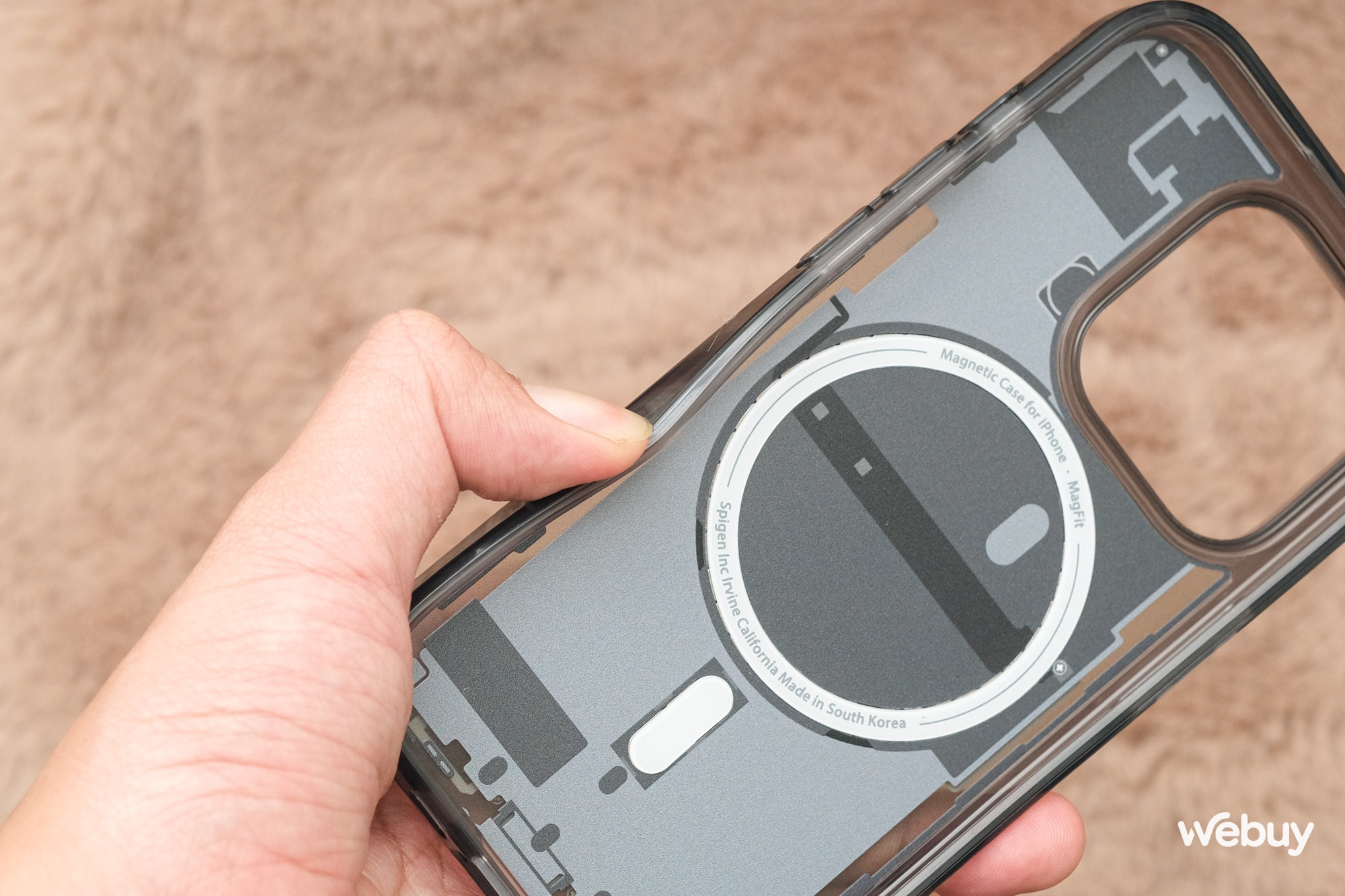 Ốp lưng "xuyên thấu" cao cấp dành cho tín đồ iPhone 14 Pro - Ảnh 5. Ốp lưng "xuyên thấu" cao cấp dành cho tín đồ iPhone 14 Pro - Ảnh 5.