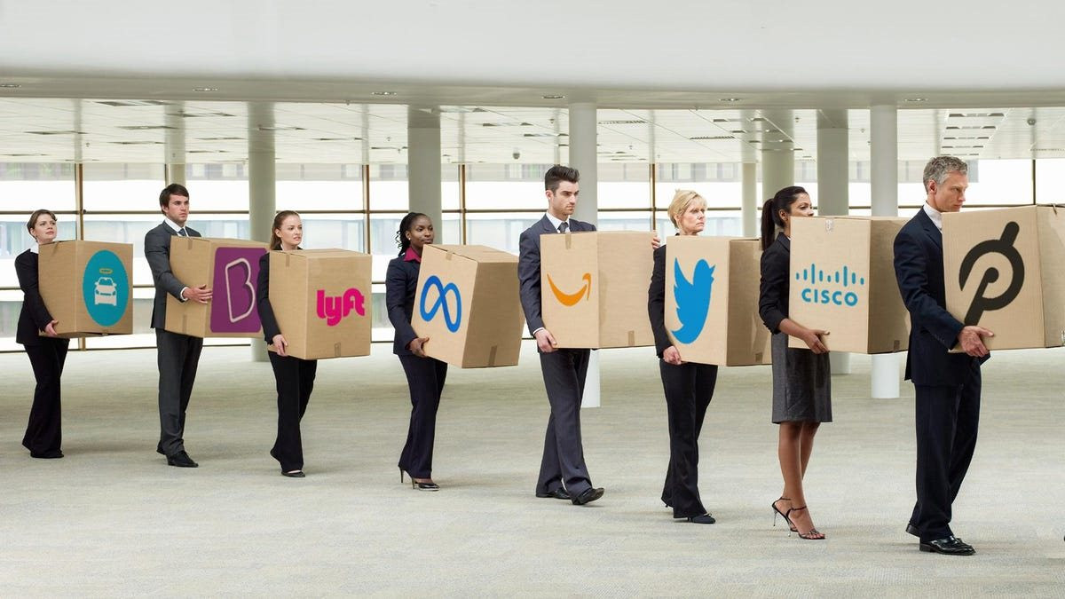 Tại sao Apple vẫn chưa sa thải hàng loạt nhân viên như những hãng công nghệ khác? - Ảnh 1. Tại sao Apple vẫn chưa sa thải hàng loạt nhân viên như những hãng công nghệ khác? - Ảnh 1.