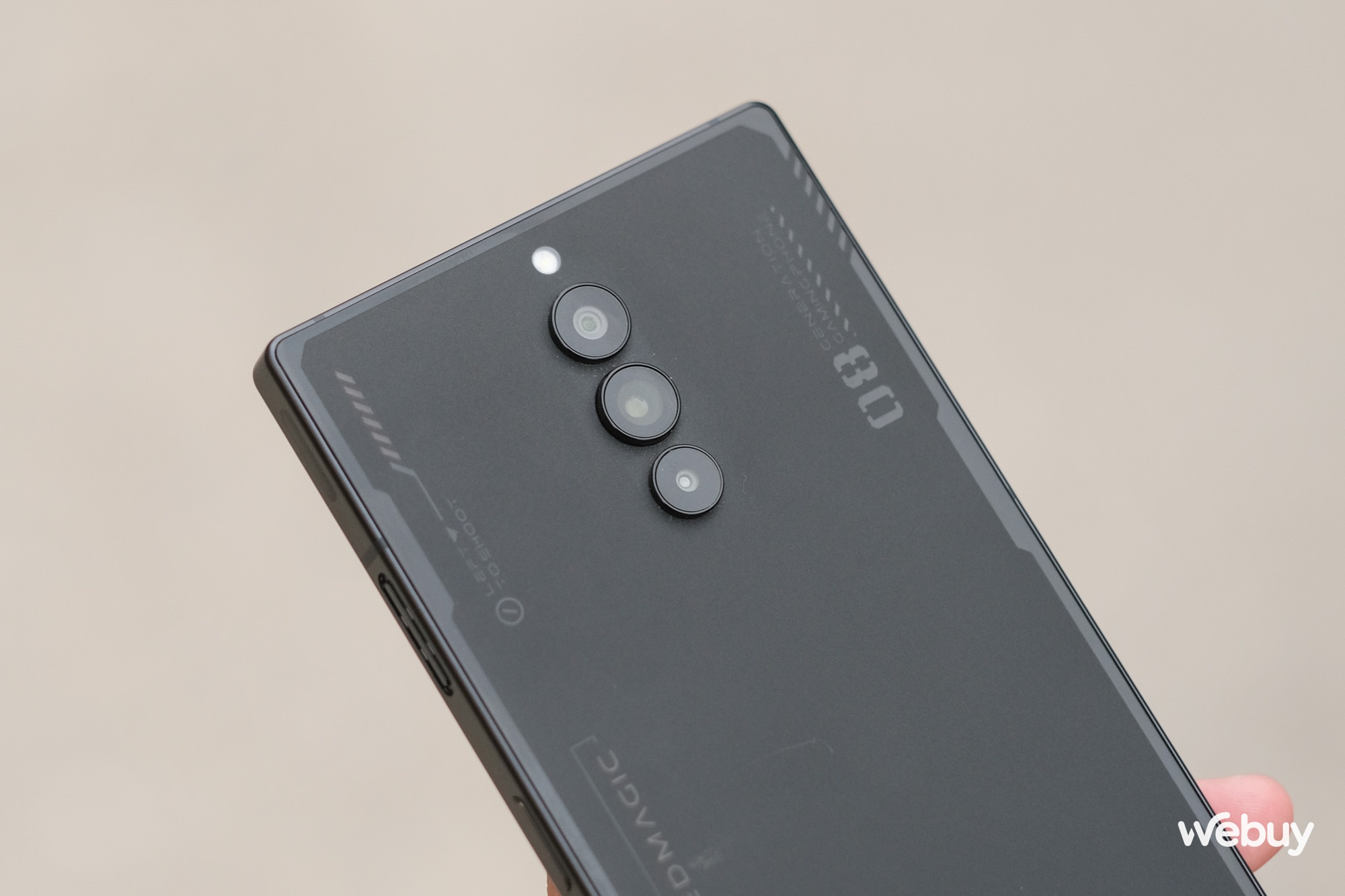 Smartphone chơi game này trang bị công nghệ camera hiếm thấy nhất trên thị trường - Ảnh 4. Smartphone chơi game này trang bị công nghệ camera hiếm thấy nhất trên thị trường - Ảnh 4.