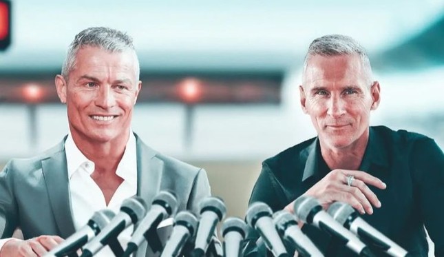 Bất ngờ với hình ảnh của Messi và Ronaldo ở World Cup 2042 - Ảnh 1. Bất ngờ với hình ảnh của Messi và Ronaldo ở World Cup 2042 - Ảnh 1.