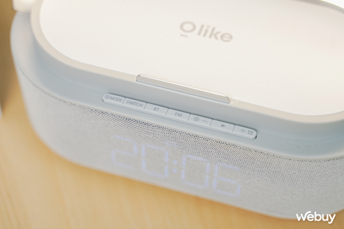 Trên tay loa OPPO Olike S2: Quà tặng mà quá “chất”, kết hợp thêm đèn, đồng hồ, đài FM và chân đế điện thoại - Ảnh 7. Trên tay loa OPPO Olike S2: Quà tặng mà quá “chất”, kết hợp thêm đèn, đồng hồ, đài FM và chân đế điện thoại - Ảnh 7.