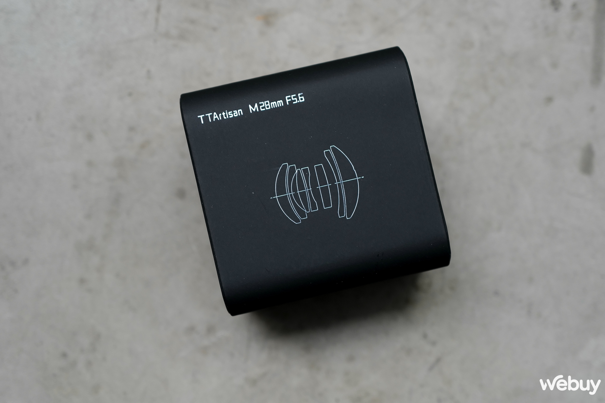 Trên tay ống kính TTArtisan 28mm F5.6: Chất lượng ra sao khi giá chỉ bằng 1/10 của Leica? - Ảnh 2. Trên tay ống kính TTArtisan 28mm F5.6: Chất lượng ra sao khi giá chỉ bằng 1/10 của Leica? - Ảnh 2.