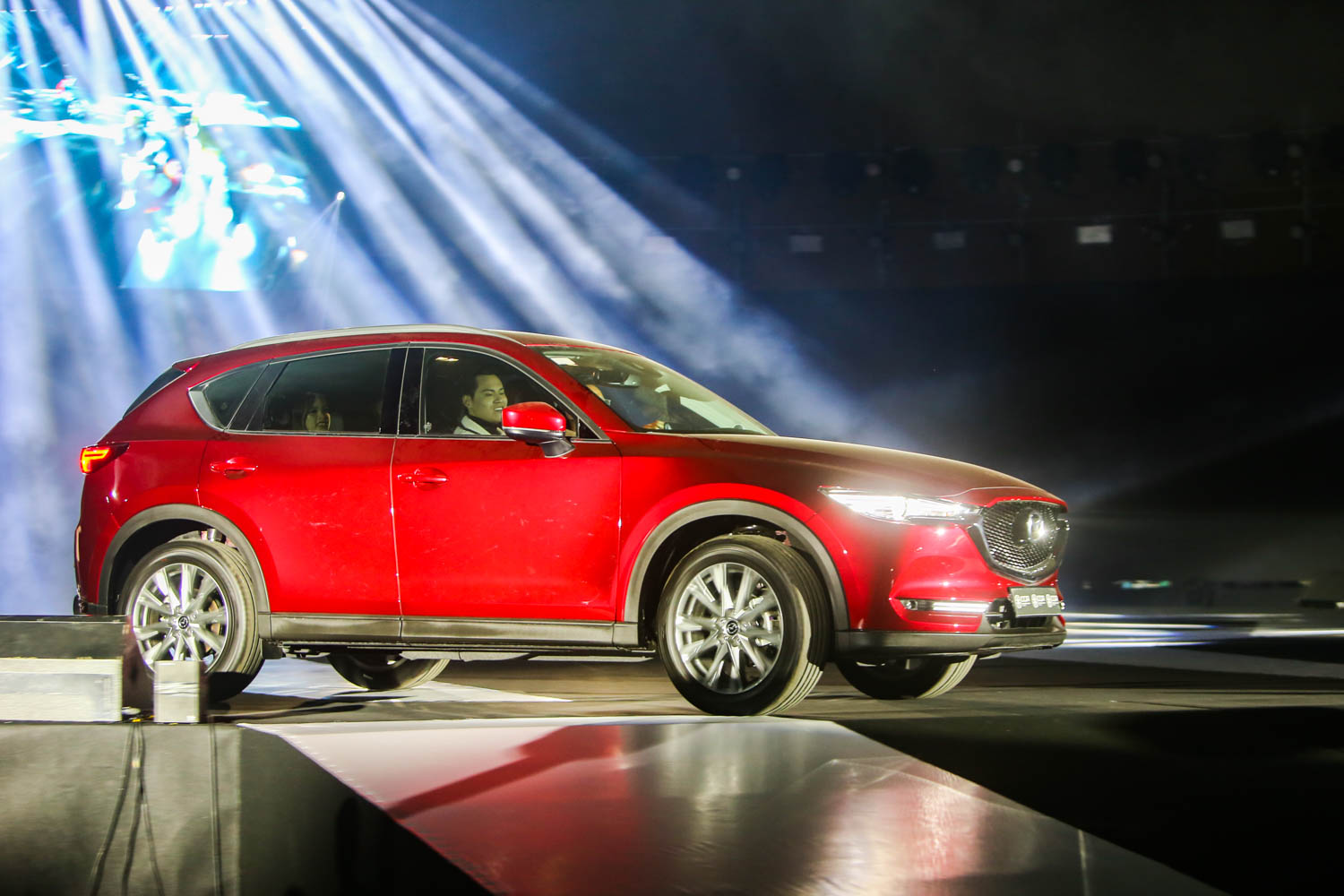 Mazda CX-5 thắng cách biệt giải ‘Xe phổ thông 2022 cho gia đình nhỏ’ - Ảnh 4. Mazda CX-5 thắng cách biệt giải ‘Xe phổ thông 2022 cho gia đình nhỏ’ - Ảnh 4.
