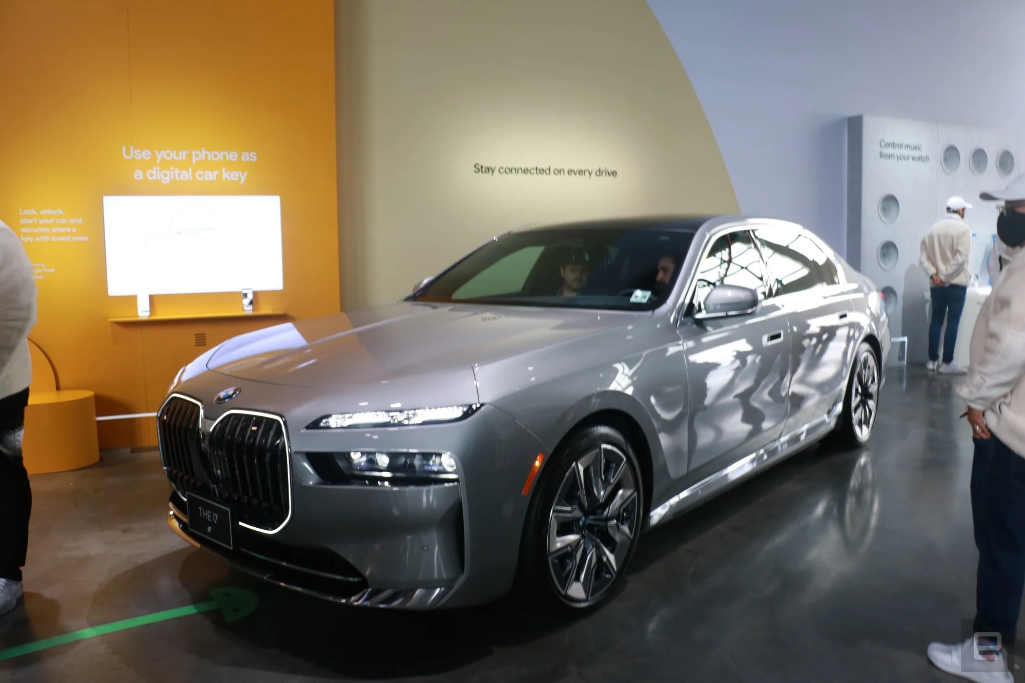 Google bất ngờ lột xác, xuất hiện với tư cách một công ty ô tô tại CES 2023 - Ảnh 1. Google bất ngờ lột xác, xuất hiện với tư cách một công ty ô tô tại CES 2023 - Ảnh 1.