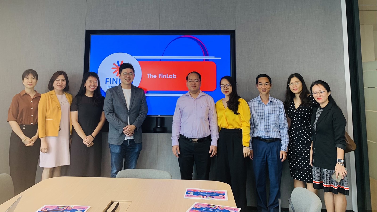 NIC Hòa Lạc khác gì R&D Samsung Tây Hồ và kênh gọi vốn “triệu views” Shark Tank? - Ảnh 12. NIC Hòa Lạc khác gì R&D Samsung Tây Hồ và kênh gọi vốn “triệu views” Shark Tank? - Ảnh 12.