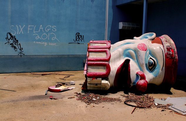 Rùng mình với cảnh tượng bên trong Jazzland: Công viên bỏ hoang suốt 18 năm ở Mỹ sau thảm họa khiến 1.833 người thiệt mạng - Ảnh 5. Rùng mình với cảnh tượng bên trong Jazzland: Công viên bỏ hoang suốt 18 năm ở Mỹ sau thảm họa khiến 1.833 người thiệt mạng - Ảnh 5.