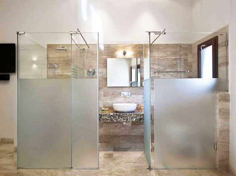 Buồng tắm bằng kính cường lực: 1 phần đẹp thì 10 phần lo về an toàn - Ảnh 9. Buồng tắm bằng kính cường lực: 1 phần đẹp thì 10 phần lo về an toàn - Ảnh 9.