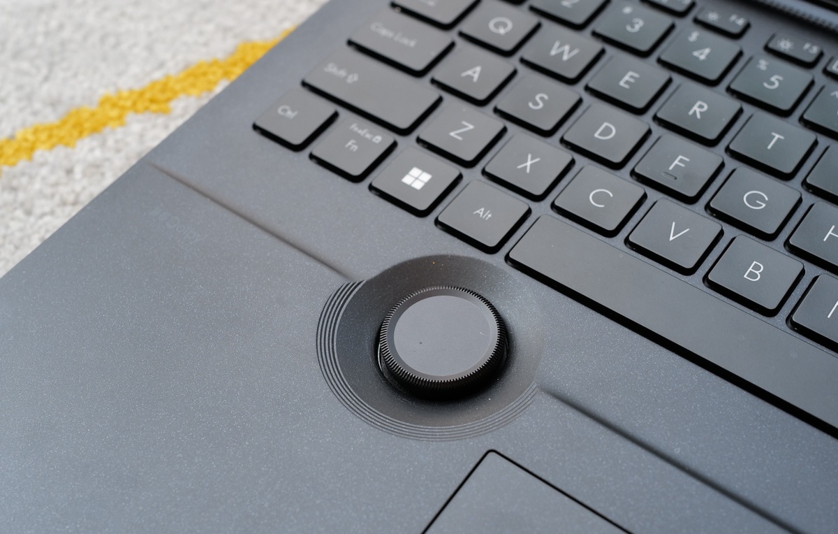 ASUS ProArt Studiobook 16 3D OLED: Sáng tạo ở chiều không gian thứ 3 - Ảnh 3. ASUS ProArt Studiobook 16 3D OLED: Sáng tạo ở chiều không gian thứ 3 - Ảnh 3.