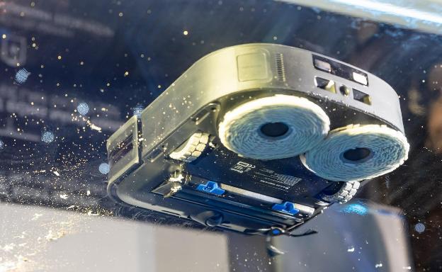 photo-1697795000838 photo-1697795000838