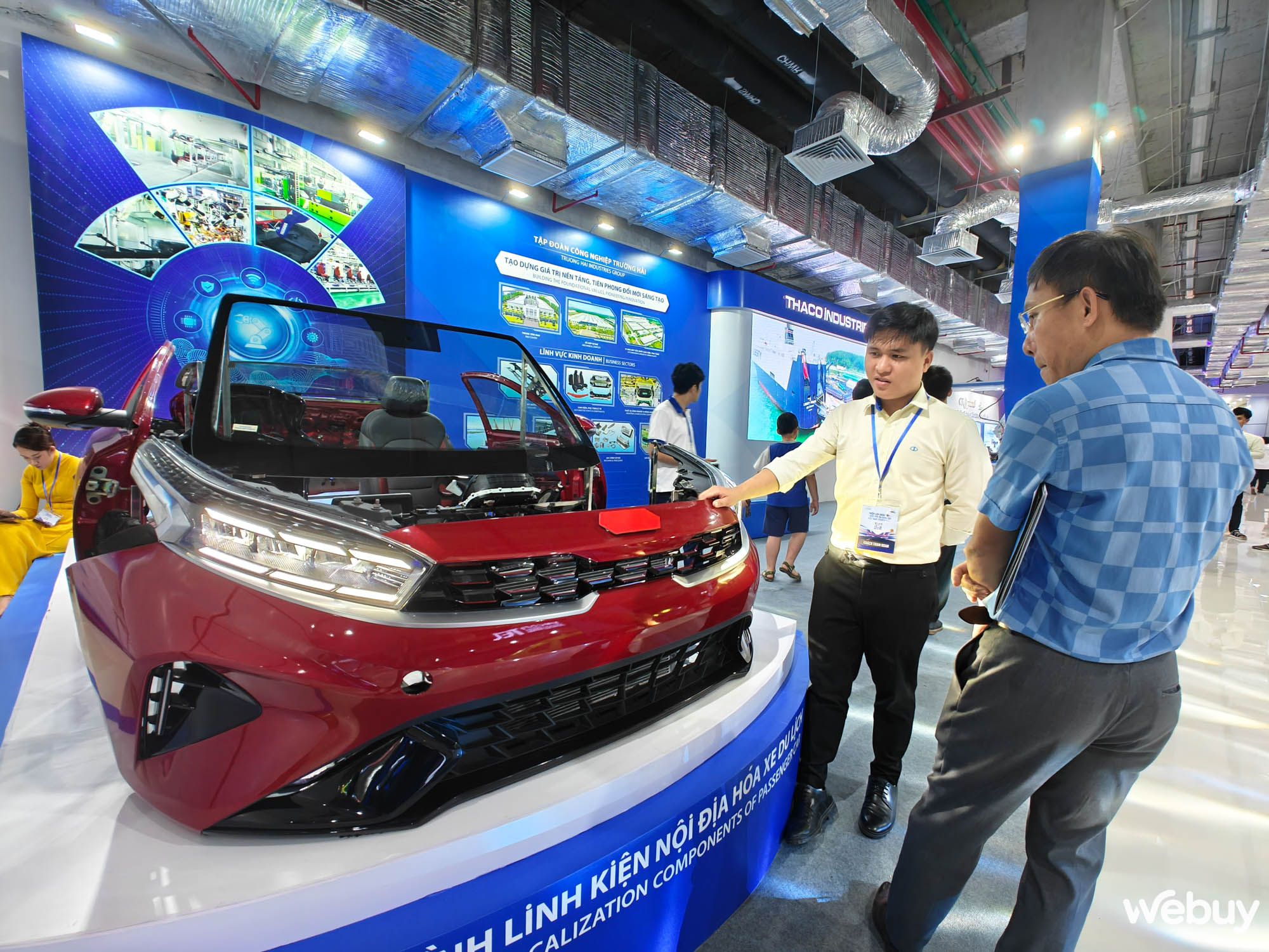 Không khí sôi động tại Triển lãm quốc tế đổi mới sáng tạo Việt Nam (VIIE 2023) - Ảnh 7. Không khí sôi động tại Triển lãm quốc tế đổi mới sáng tạo Việt Nam (VIIE 2023) - Ảnh 7.