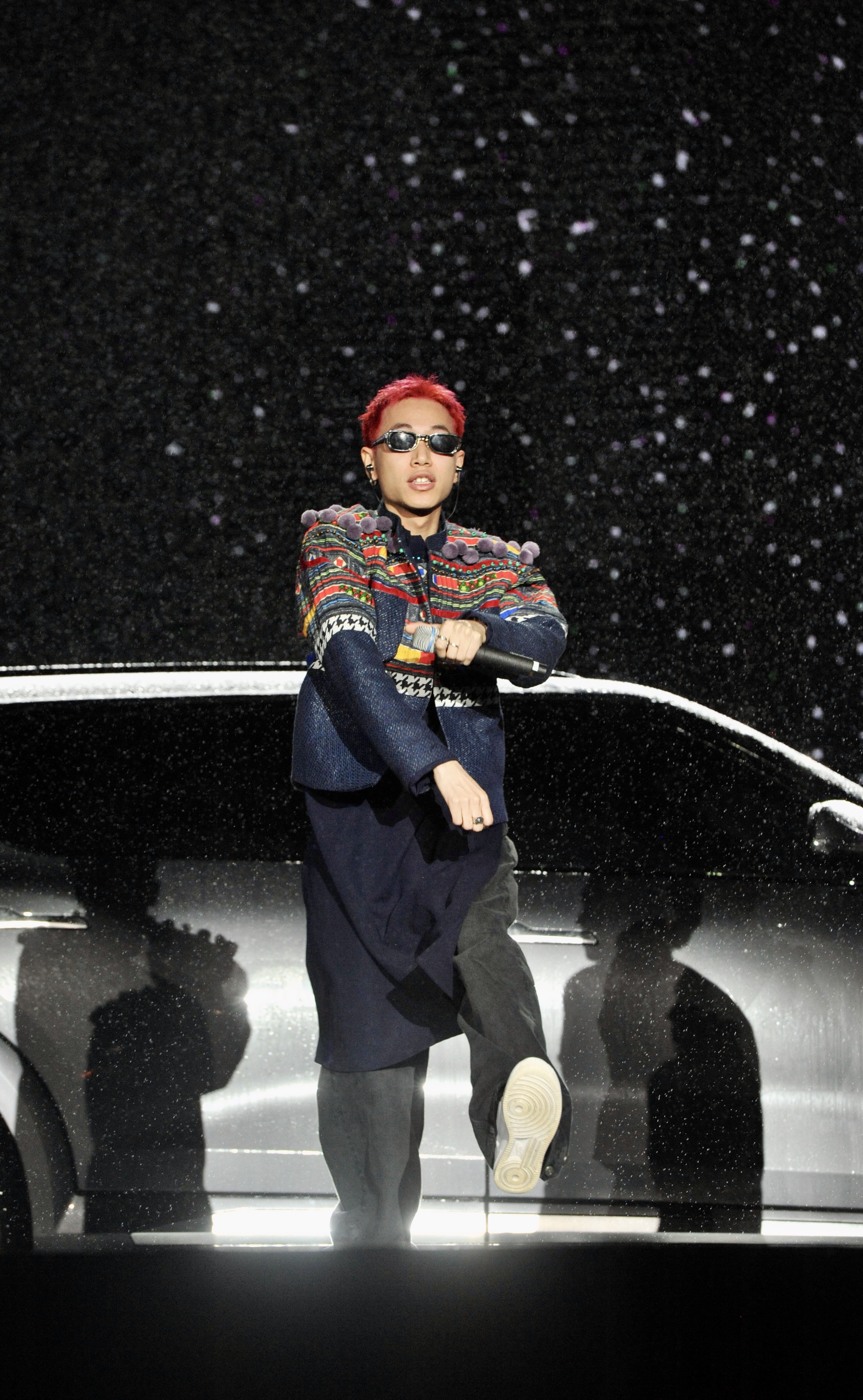 Double2T mang âm hưởng miền núi cực chất lên sân khấu Better Choice Awards! - Ảnh 7. Double2T mang âm hưởng miền núi cực chất lên sân khấu Better Choice Awards! - Ảnh 7.