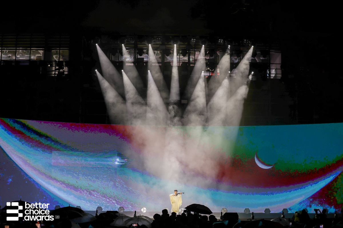 Nhìn lại những khoảnh khắc ấn tượng tại Gala Better Choice Awards: 4 màn trình diễn cuốn hút, kết show mãn nhãn khó quên - Ảnh 5. Nhìn lại những khoảnh khắc ấn tượng tại Gala Better Choice Awards: 4 màn trình diễn cuốn hút, kết show mãn nhãn khó quên - Ảnh 5.