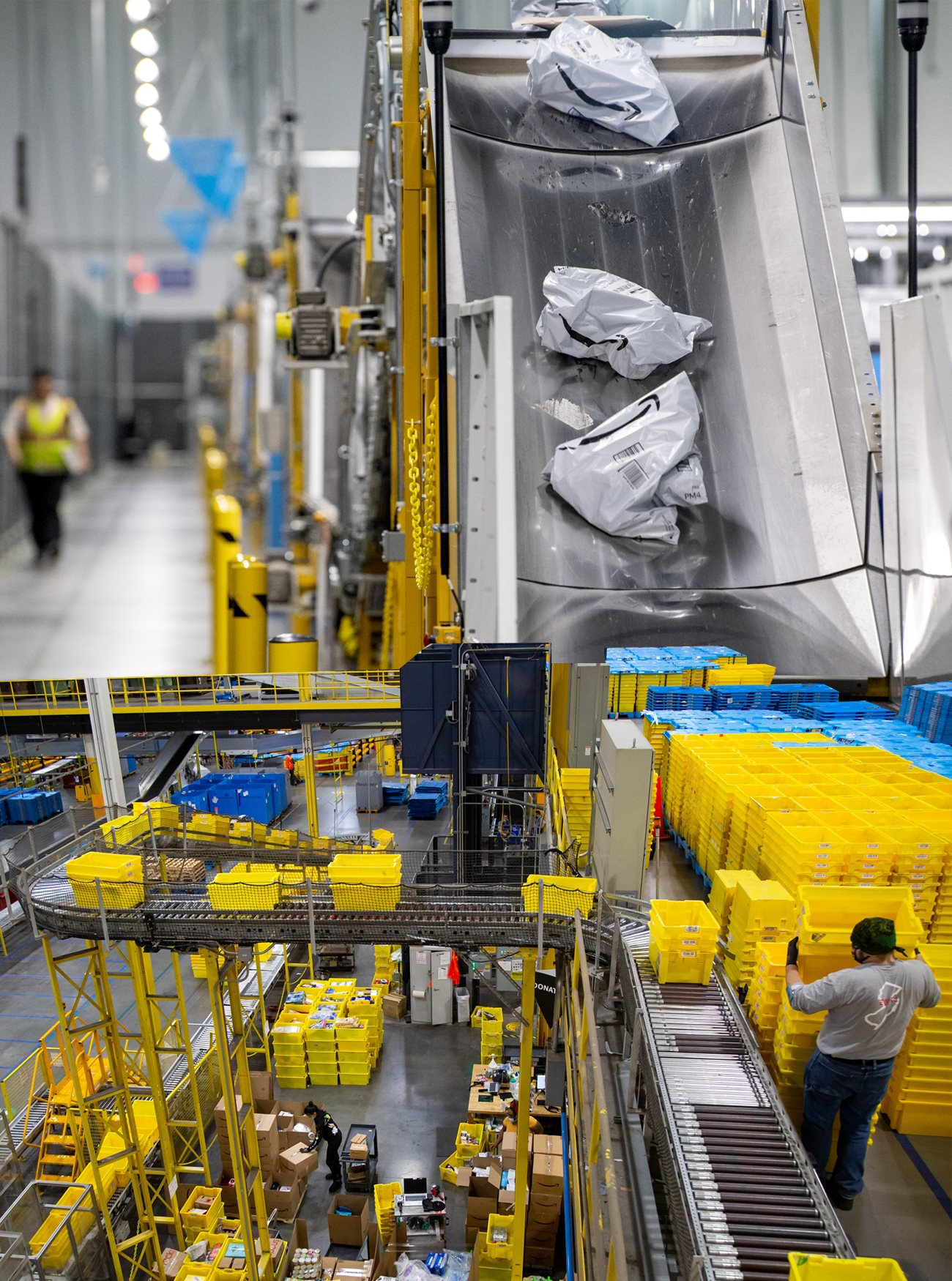 Vị thế &lsquo;vua TMĐT&rsquo; bất biến của Amazon: B&agrave;nh trướng bất chấp 4 năm bị điều tra, kế hoạch cắt giảm c&ugrave;ng kiệt của t&acirc;n CEO bắt đầu &lsquo;đơm tr&aacute;i ngọt&rsquo; - Ảnh 9.