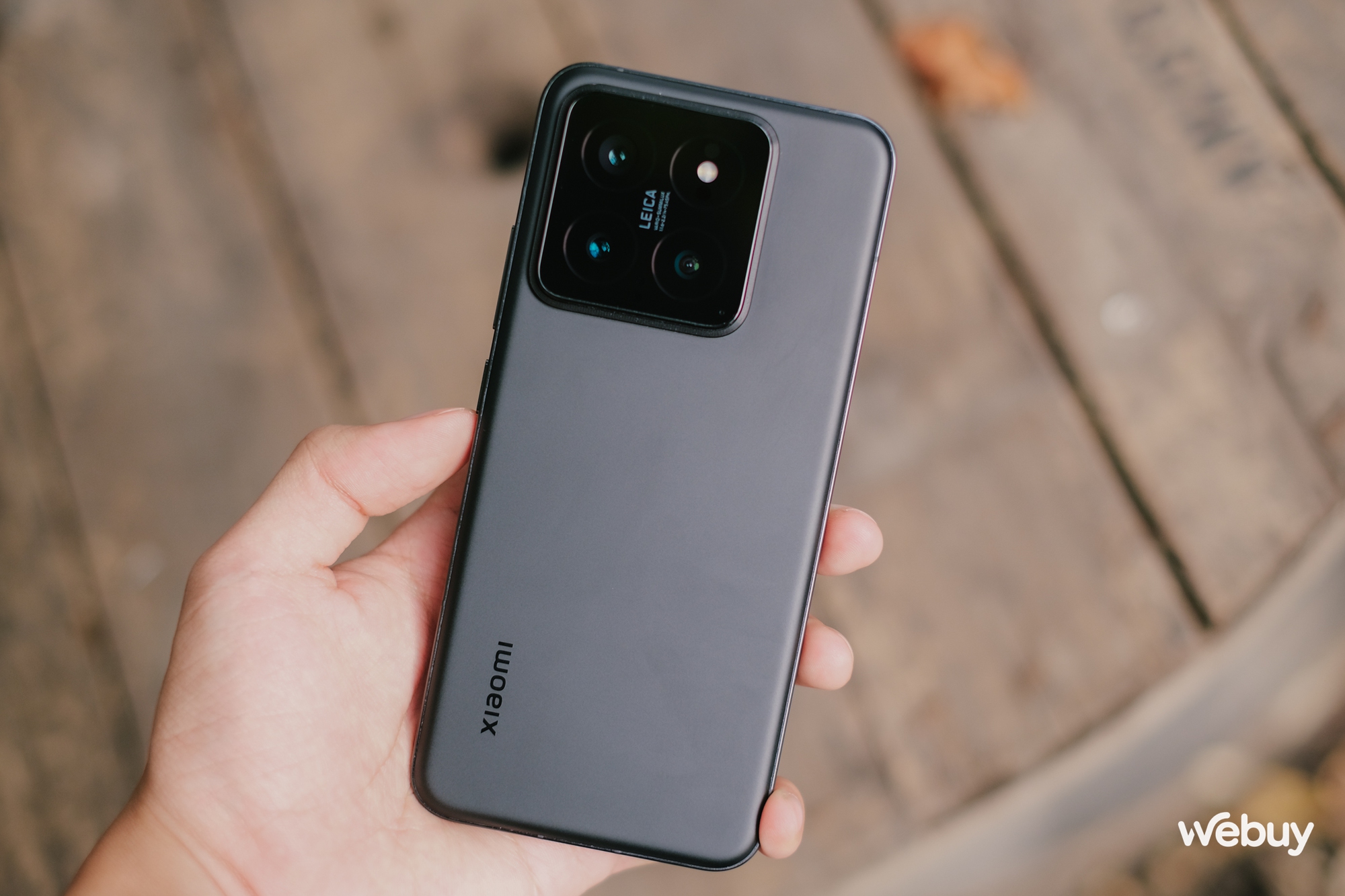 Flagship Xiaomi chạy chip Snapdragon 8 Gen 3 giá dưới 15 triệu: Điểm AnTuTu gần 2 triệu, màn hình sáng nhất thế giới- Ảnh 3. Flagship Xiaomi chạy chip Snapdragon 8 Gen 3 giá dưới 15 triệu: Điểm AnTuTu gần 2 triệu, màn hình sáng nhất thế giới- Ảnh 3.