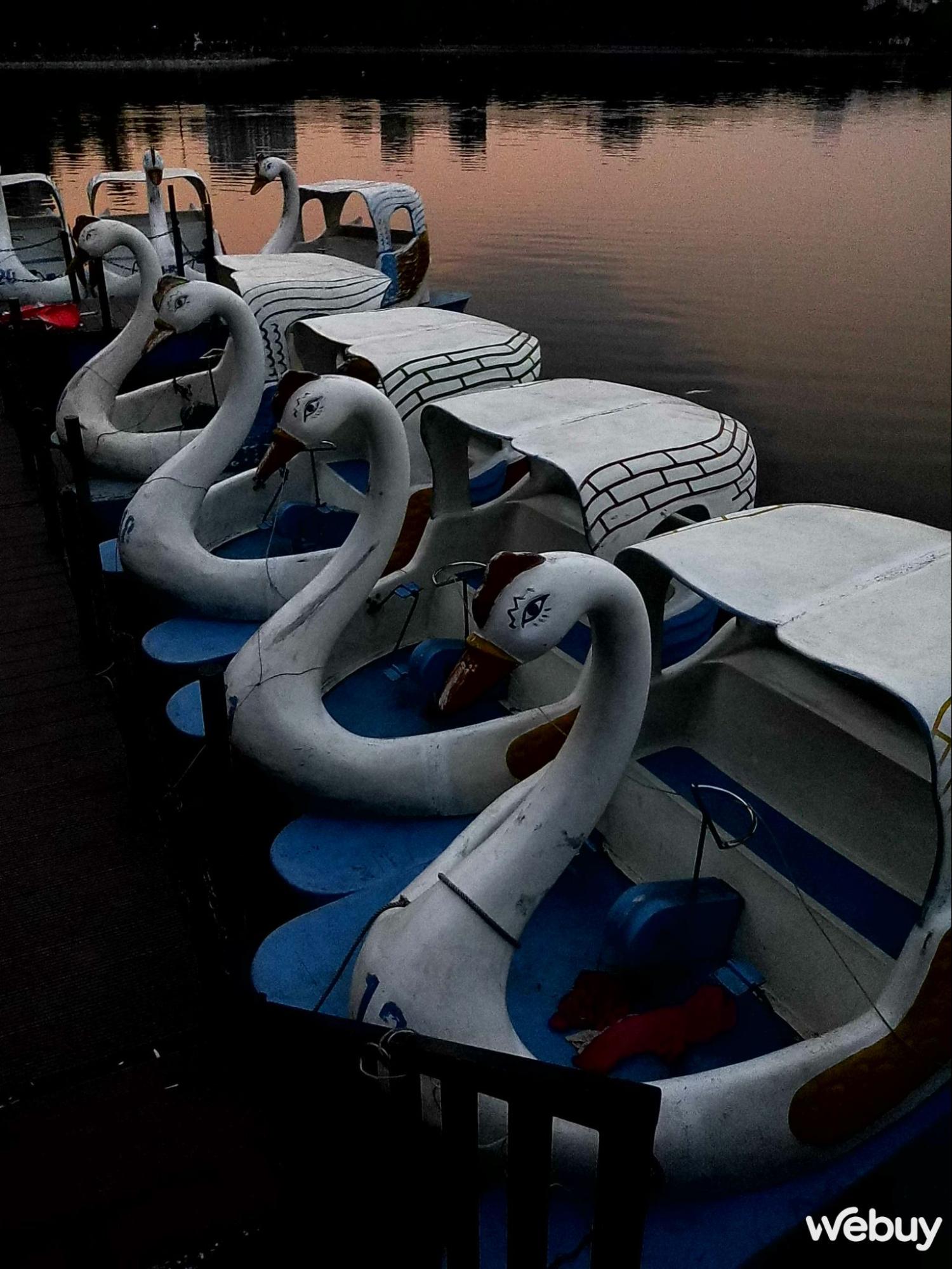 Ra đường chụp ảnh với Leica Sofort 2: Chụp in ngay v&agrave; c&oacute; cả bản số, m&agrave;u ảnh ho&agrave;i cổ- Ảnh 11.