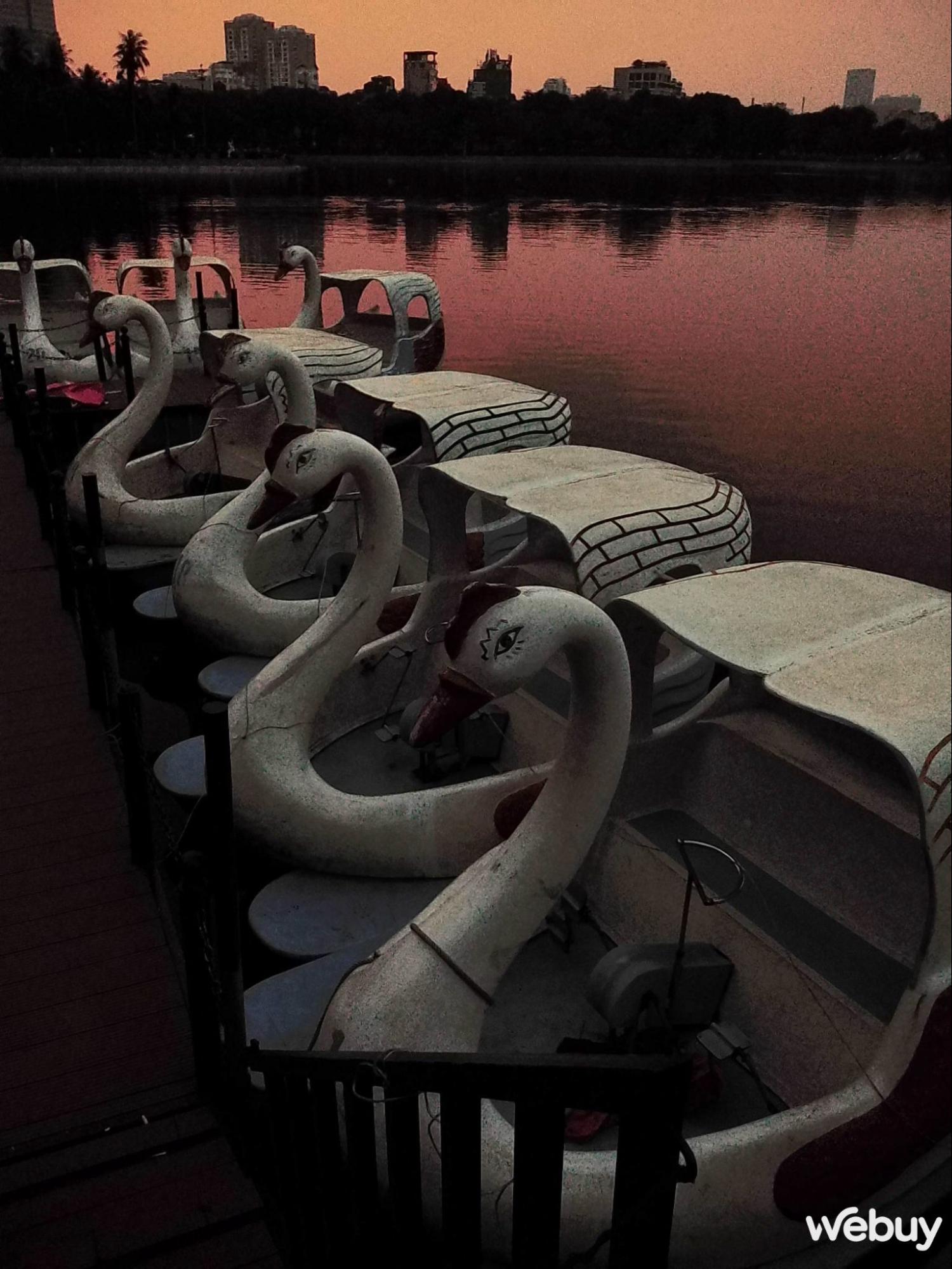 Ra đường chụp ảnh với Leica Sofort 2: Chụp in ngay v&agrave; c&oacute; cả bản số, m&agrave;u ảnh ho&agrave;i cổ- Ảnh 8.