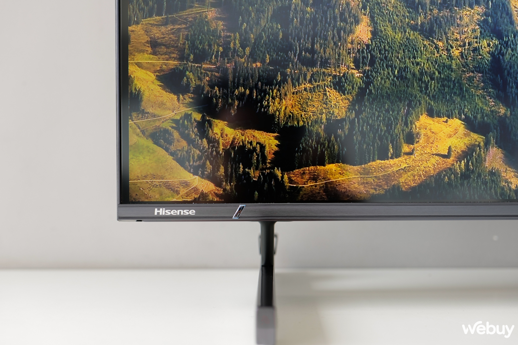 Trải nghiệm nhanh TV Hisense Mini-LED U7K: Khởi đầu hợp l&yacute; cho sản phẩm Mini-LED- Ảnh 4.