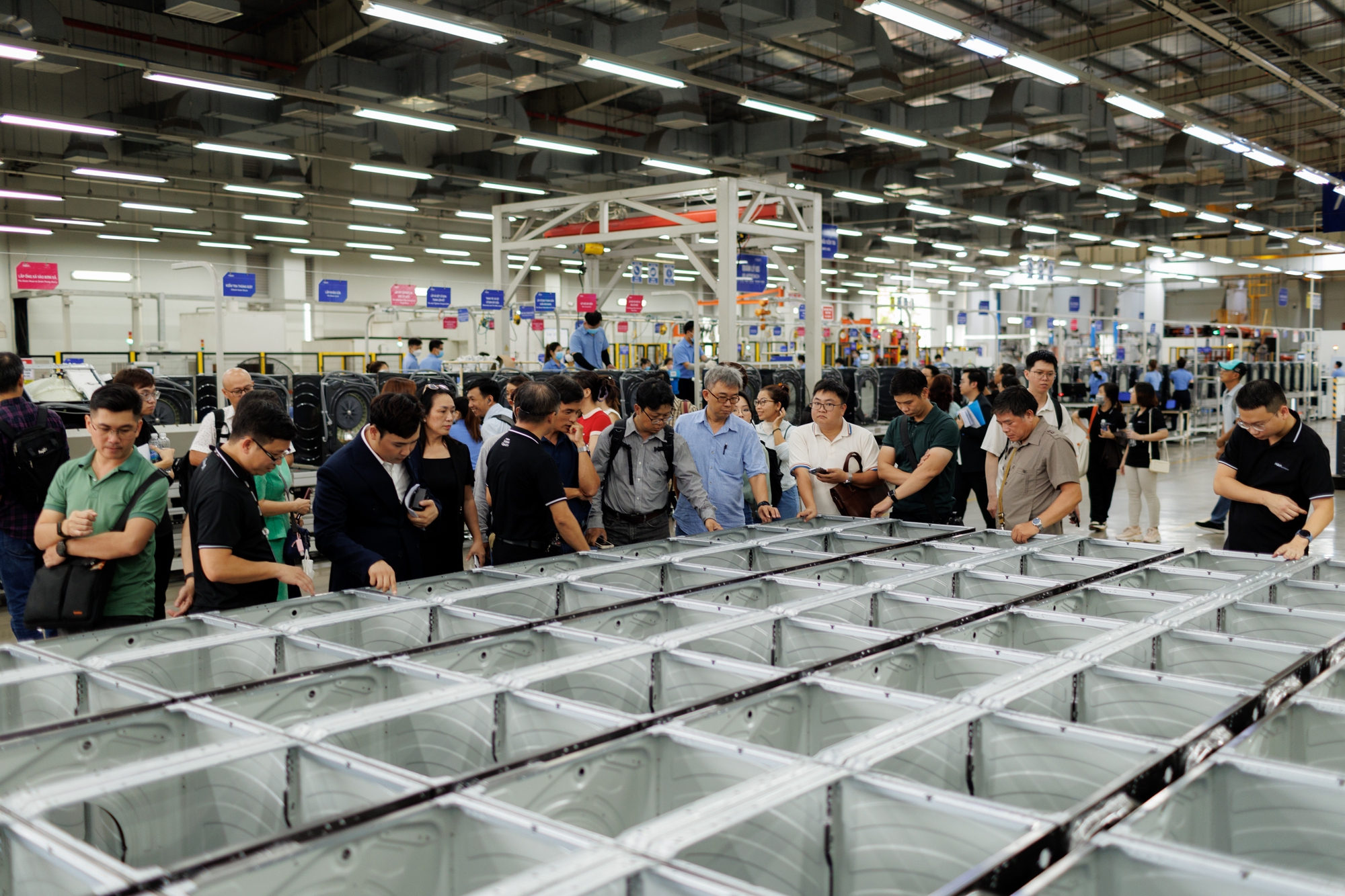 Tham quan nh&agrave; m&aacute;y với d&acirc;y chuyền sản xuất ti&ecirc;n tiến của AQUA tại Việt Nam- Ảnh 6.