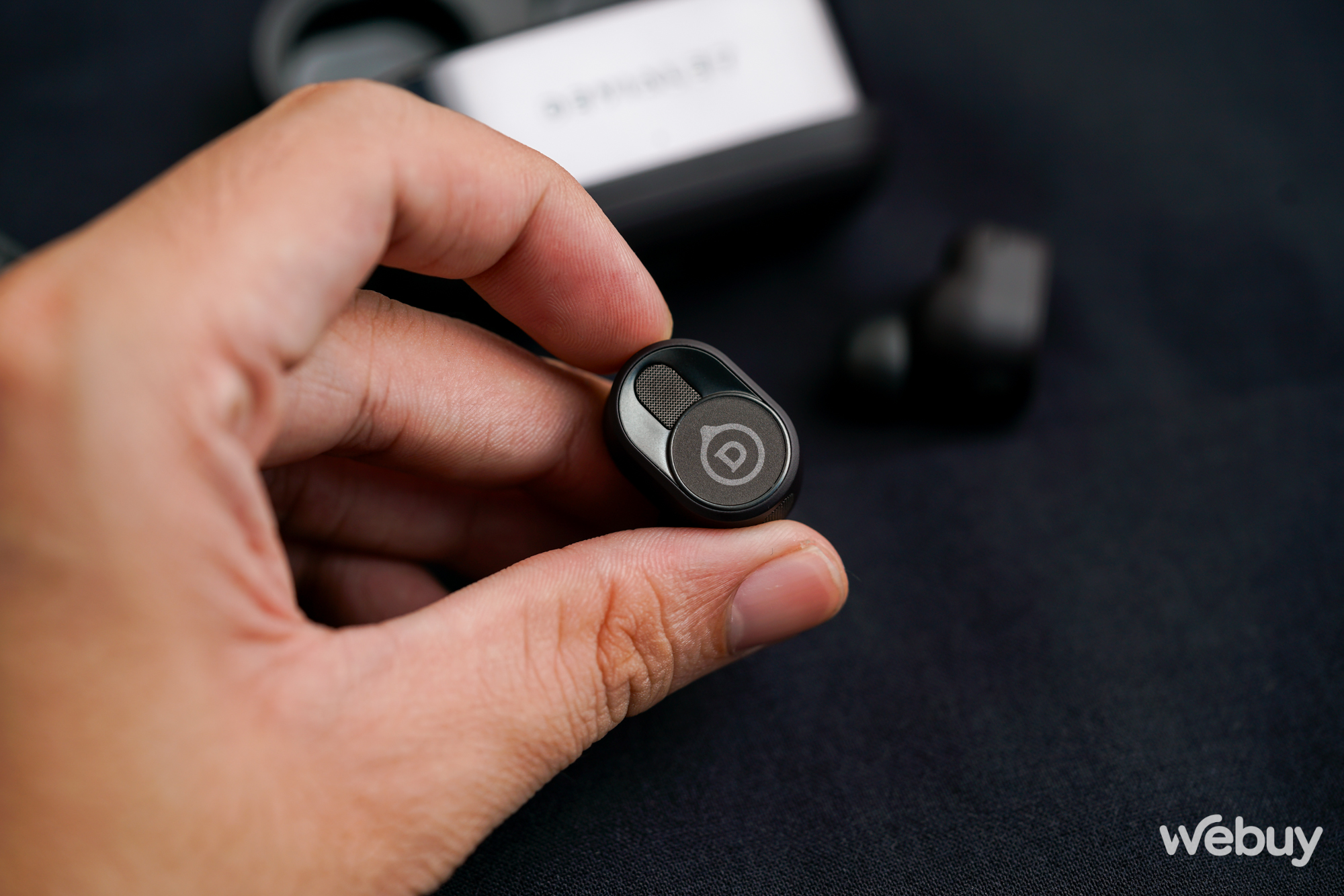 Đánh giá Devialet Gemini II: Tai nghe True Wireless giá tới 11 triệu Đồng có gì hay? - Ảnh 9. Đánh giá Devialet Gemini II: Tai nghe True Wireless giá tới 11 triệu Đồng có gì hay? - Ảnh 9.