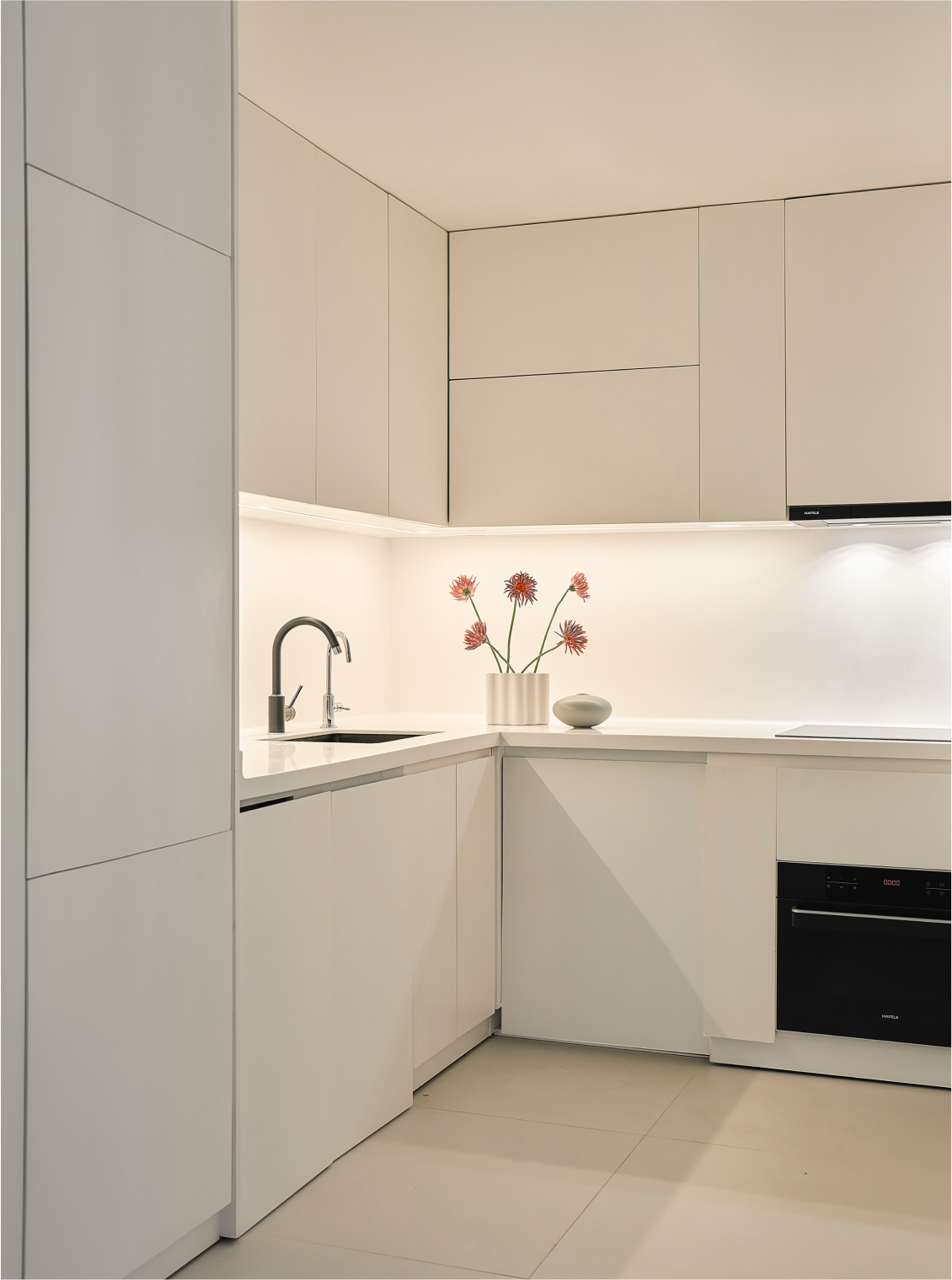 Tổ ấm tối giản của một người
không nhàm chán- Ảnh 3. Tổ ấm tối giản của một người
không nhàm chán- Ảnh 3.