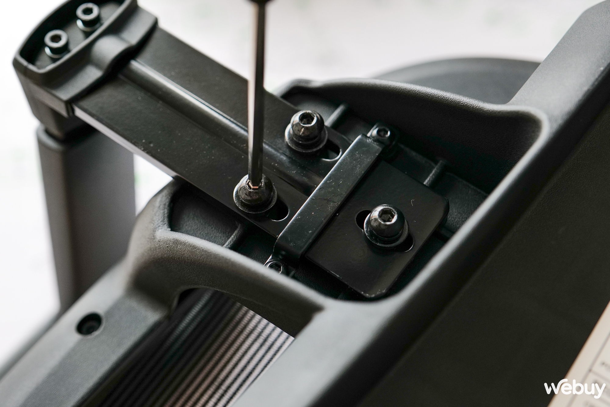 Trải nghiệm ghế Razer Fujin: Thiết kế không 'màu mè', ngồi êm và có khả năng điều chỉnh linh hoạt- Ảnh 12. Trải nghiệm ghế Razer Fujin: Thiết kế không 'màu mè', ngồi êm và có khả năng điều chỉnh linh hoạt- Ảnh 12.