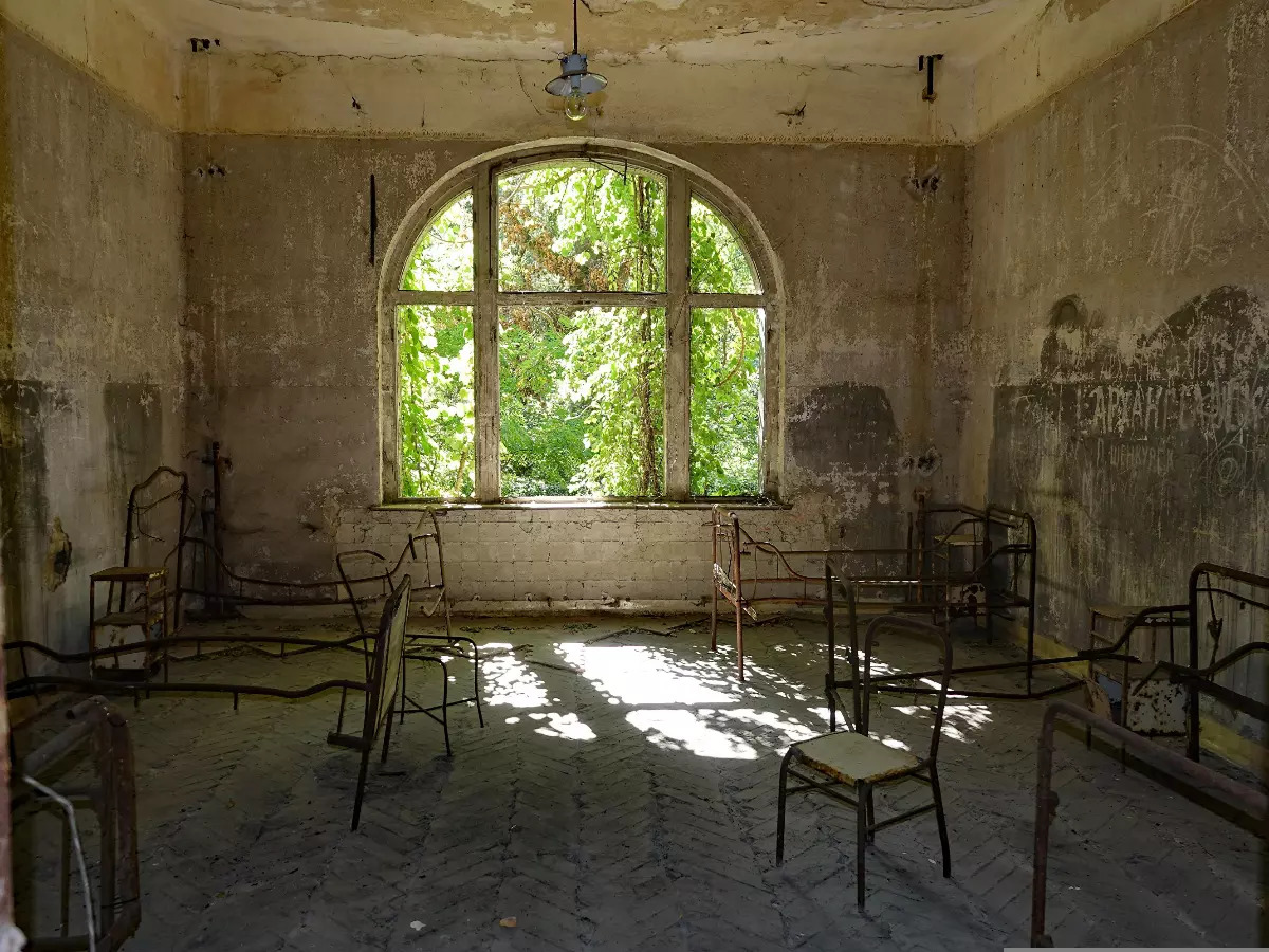 Đảo Poveglia: Hòn đảo bí ẩn và đáng sợ nhất thế giới vì những chuyện lạ khó lý giải- Ảnh 5. Đảo Poveglia: Hòn đảo bí ẩn và đáng sợ nhất thế giới vì những chuyện lạ khó lý giải- Ảnh 5.