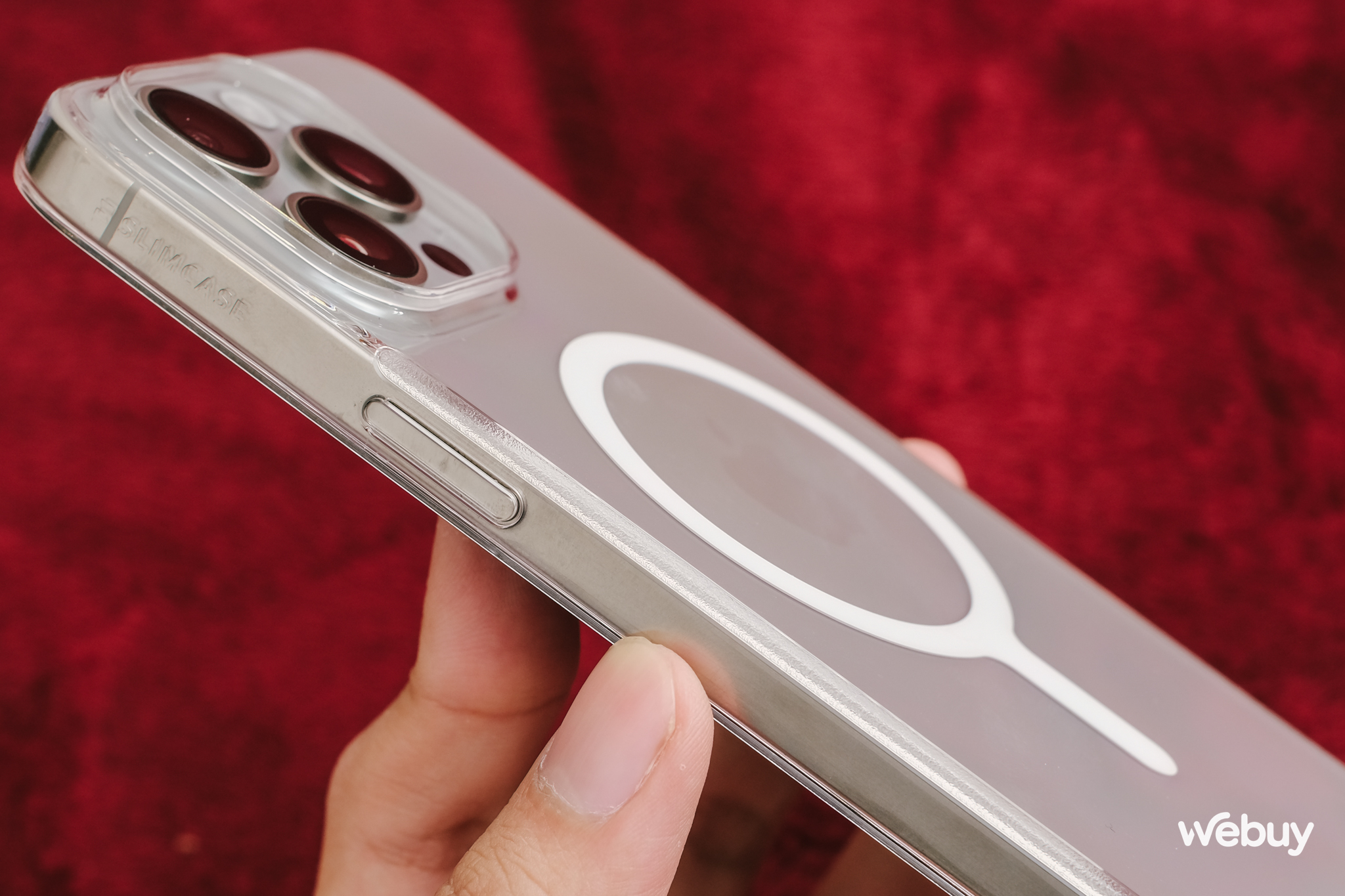 Dùng iPhone 15 Pro Max? Đây là phụ kiện nên mua ngay vì một lý do này- Ảnh 9. Dùng iPhone 15 Pro Max? Đây là phụ kiện nên mua ngay vì một lý do này- Ảnh 9.