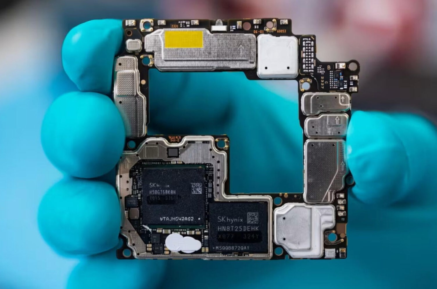 Đặt một v&aacute;n cược lớn, đ&acirc;y l&agrave; c&aacute;ch Huawei t&igrave;m ra khe hở vượt bức tường c&aacute;ch ly v&agrave; bằng mọi gi&aacute; mở đường cho &ldquo;giấc mơ Mỹ&rdquo;- Ảnh 3.