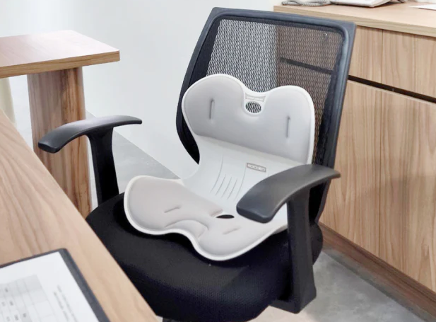 2 món đồ hỗ trợ ngồi làm việc cực đỉnh, tôi ước mình biết sớm hơn- Ảnh 2. 2 món đồ hỗ trợ ngồi làm việc cực đỉnh, tôi ước mình biết sớm hơn- Ảnh 2.