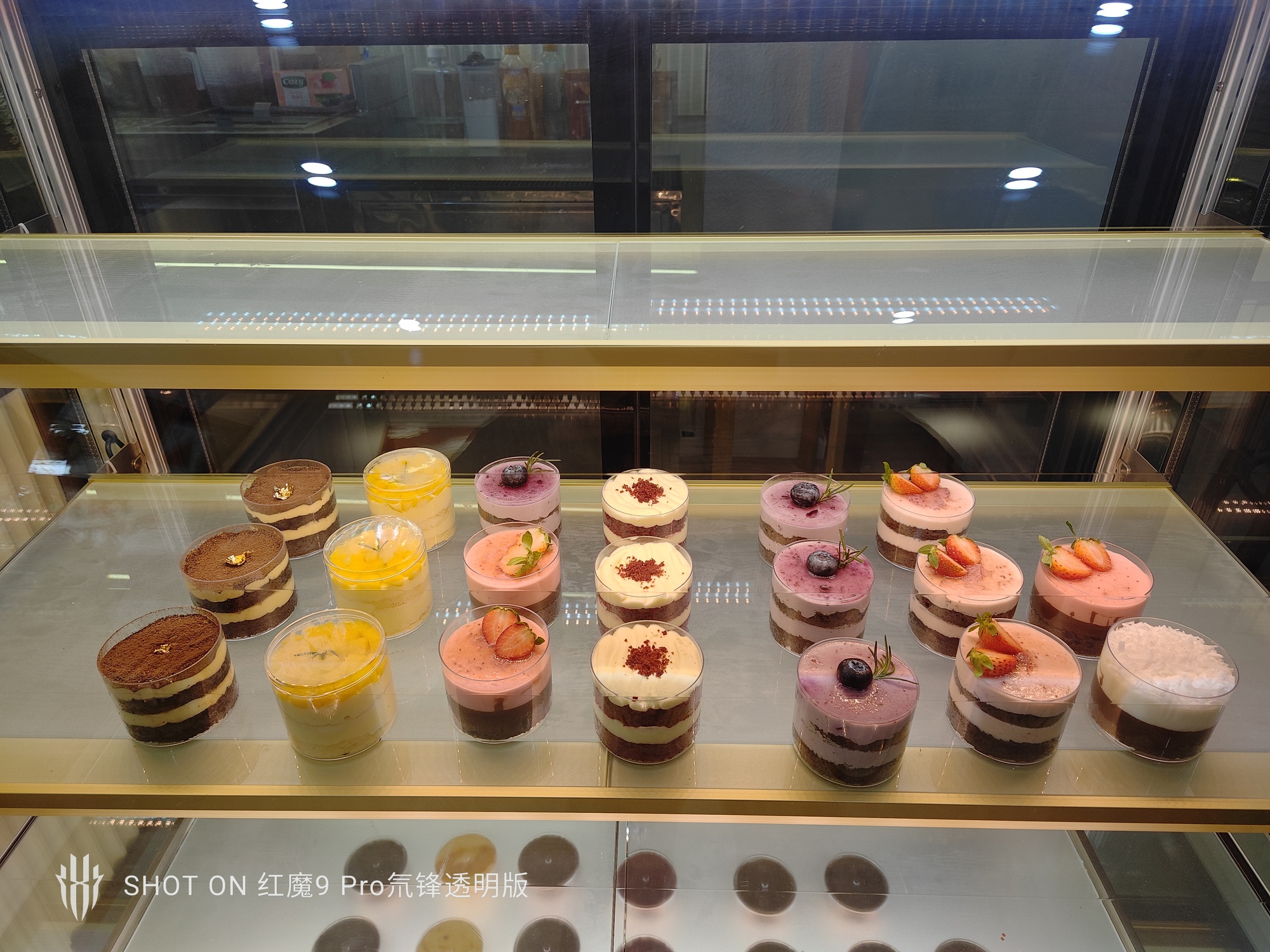 Smartphone chơi game này có thiết kế đẹp hơn điện thoại của bạn- Ảnh 7. Smartphone chơi game này có thiết kế đẹp hơn điện thoại của bạn- Ảnh 7.