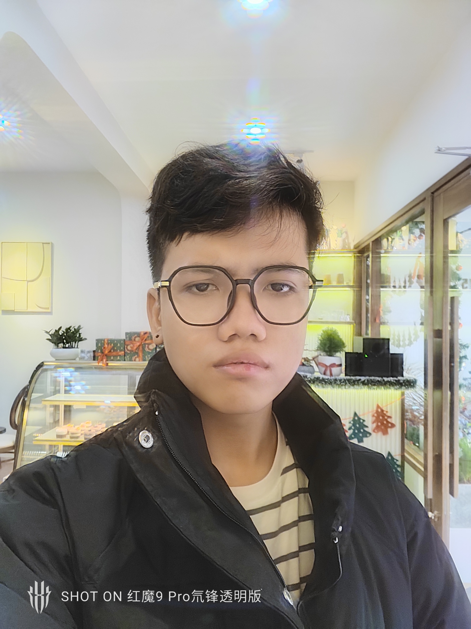 Smartphone chơi game này có thiết kế đẹp hơn điện thoại của bạn- Ảnh 17. Smartphone chơi game này có thiết kế đẹp hơn điện thoại của bạn- Ảnh 17.