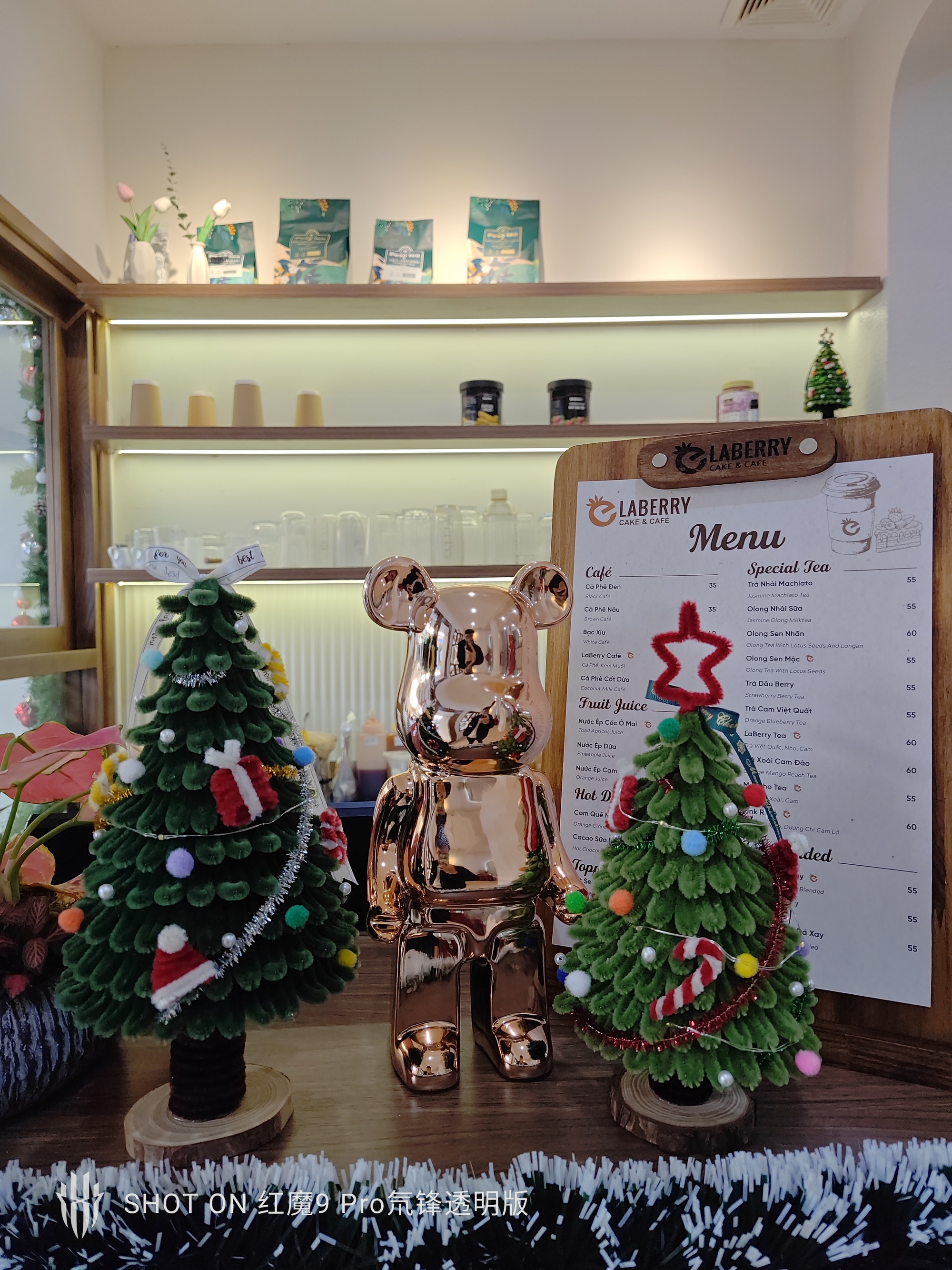 Smartphone chơi game này có thiết kế đẹp hơn điện thoại của bạn- Ảnh 11. Smartphone chơi game này có thiết kế đẹp hơn điện thoại của bạn- Ảnh 11.