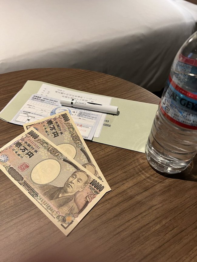 Hy hữu: Hạ cánh muộn 10 phút, chuyến bay nội địa bị kéo dài lên tới 16 tiếng nhưng hành khách vẫn thở phào vì một lý do - Ảnh 3. Hy hữu: Hạ cánh muộn 10 phút, chuyến bay nội địa bị kéo dài lên tới 16 tiếng nhưng hành khách vẫn thở phào vì một lý do - Ảnh 3.