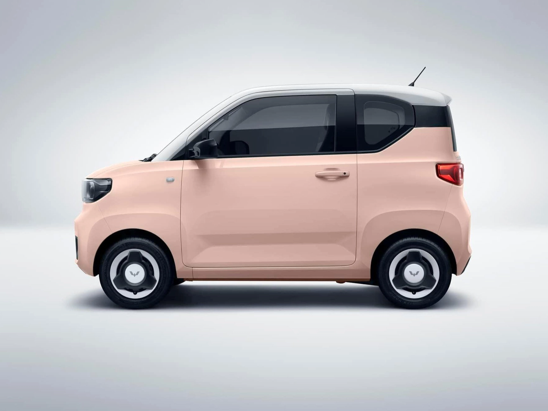 Cơ hội nào cho Wuling HongGuang MiniEV giá rẻ hơn xe hạng A tại Việt Nam? - Ảnh 3. Cơ hội nào cho Wuling HongGuang MiniEV giá rẻ hơn xe hạng A tại Việt Nam? - Ảnh 3.