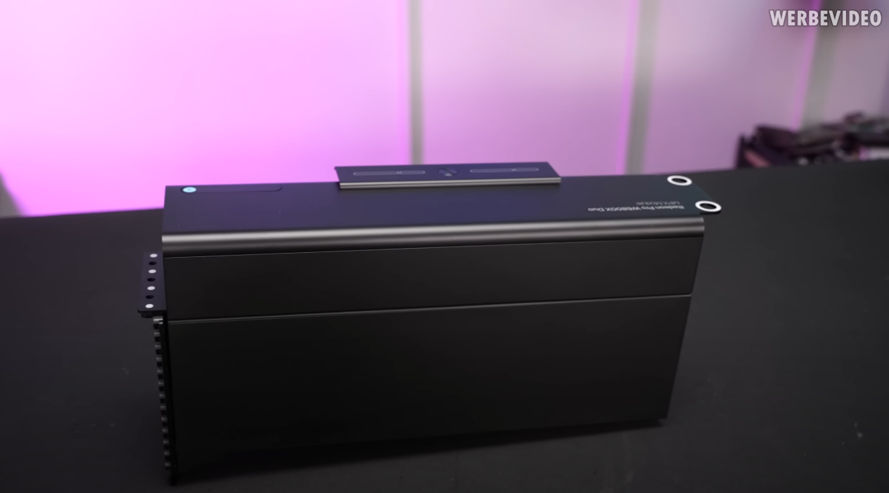 Ra mắt từ 2021 với giá bán gần 120 triệu đồng, GPU lõi kép độc quyền của Mac Pro vẫn vượt mặt RTX 4080 và RX 7900 XTX về hiệu năng - Ảnh 2. Ra mắt từ 2021 với giá bán gần 120 triệu đồng, GPU lõi kép độc quyền của Mac Pro vẫn vượt mặt RTX 4080 và RX 7900 XTX về hiệu năng - Ảnh 2.