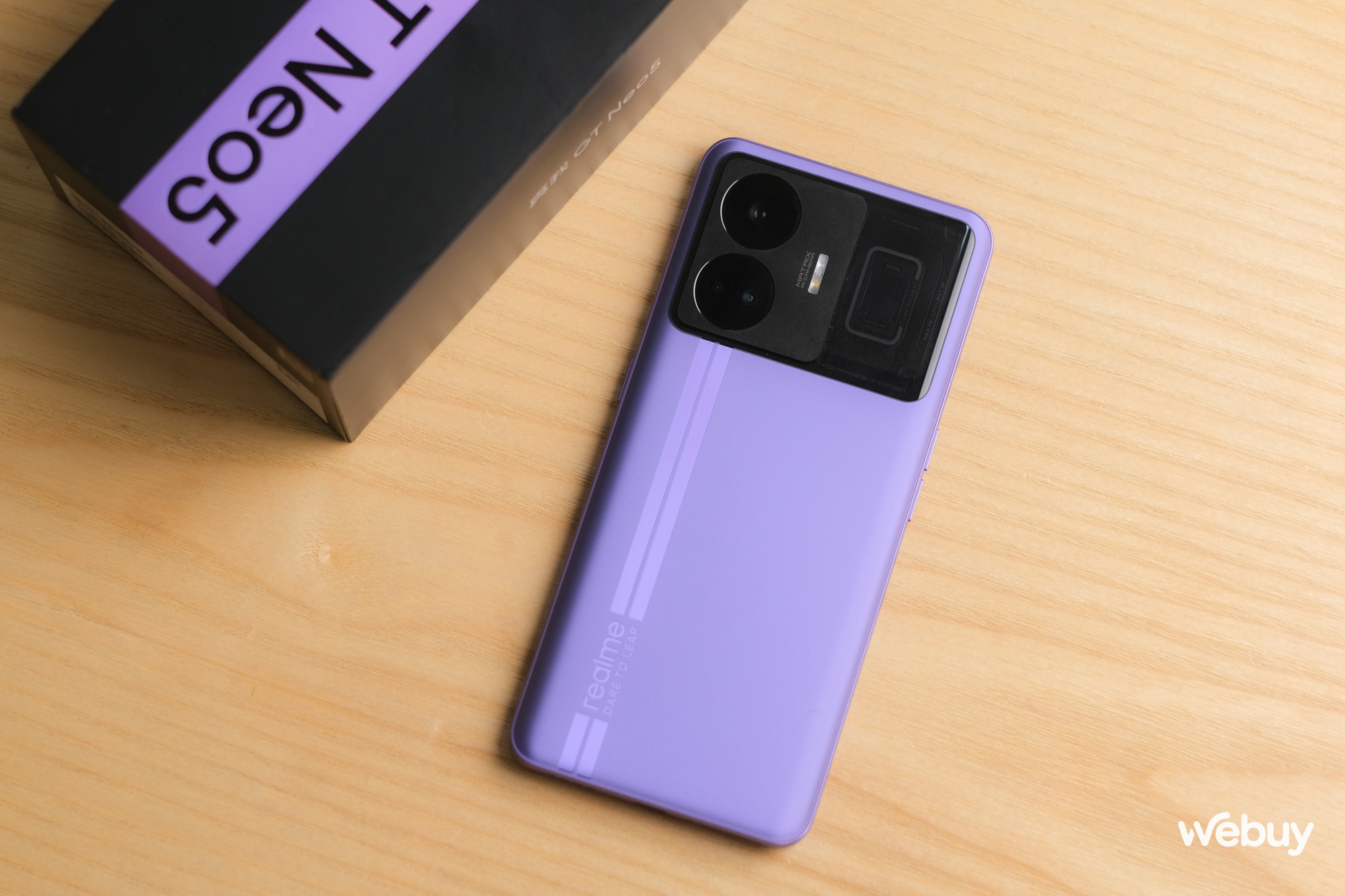 Điện thoại sạc nhanh nhất thế giới về Việt Nam, giá bán từ 8,9 triệu đồng - Ảnh 2. Điện thoại sạc nhanh nhất thế giới về Việt Nam, giá bán từ 8,9 triệu đồng - Ảnh 2.