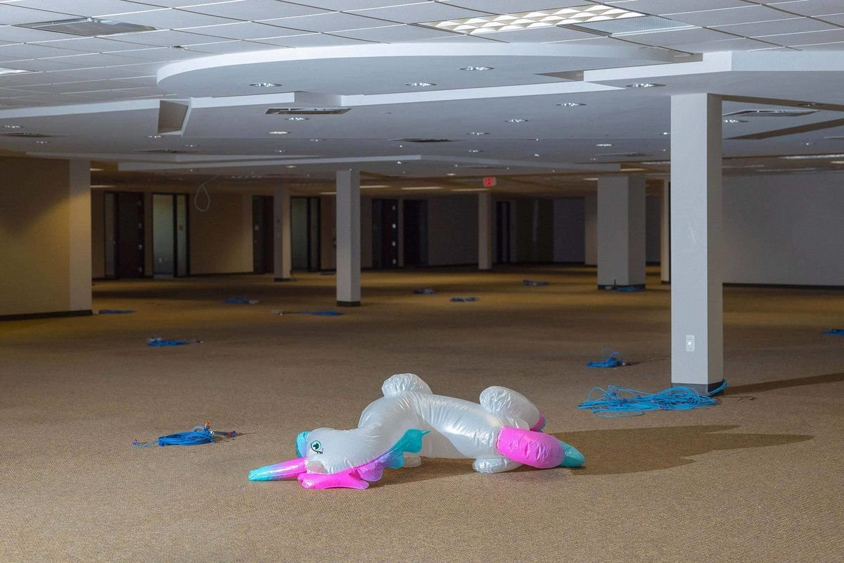 Làn sóng những startup kỳ lân 'đi viện': Từng là tỷ phú USD, các founder mất gần 100 tỷ USD sau 1 năm, có người thậm chí trắng tay - Ảnh 4. Làn sóng những startup kỳ lân 'đi viện': Từng là tỷ phú USD, các founder mất gần 100 tỷ USD sau 1 năm, có người thậm chí trắng tay - Ảnh 4.