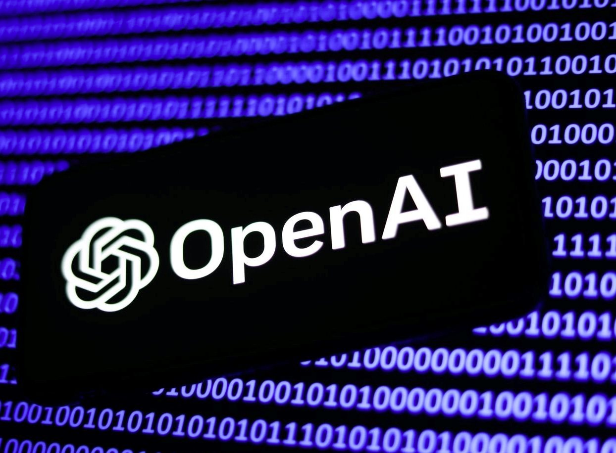 Không dám tung chatbot ‘nhà làm’ ra tuyên chiến, Google đang phải 'đi đường vòng' để đấu lại Microsoft - Ảnh 1. Không dám tung chatbot ‘nhà làm’ ra tuyên chiến, Google đang phải 'đi đường vòng' để đấu lại Microsoft - Ảnh 1.