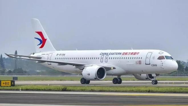 Máy bay phản lực ‘Made in China’ bị cáo buộc thất bại trong bài kiểm tra xác minh độ an toàn, dân mạng Trung Quốc lo lắng - Ảnh 2. Máy bay phản lực ‘Made in China’ bị cáo buộc thất bại trong bài kiểm tra xác minh độ an toàn, dân mạng Trung Quốc lo lắng - Ảnh 2.