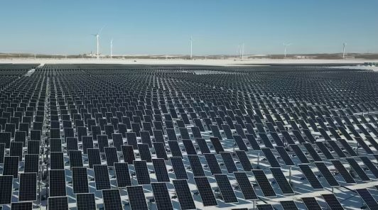 Đ&acirc;y l&agrave; &ldquo;vũ kh&iacute;&rdquo; năng lượng quan trọng m&agrave; Trung Quốc đang nắm giữ - Mỹ, ch&acirc;u &Acirc;u đều đang mạnh tay nhập khẩu để tho&aacute;t khỏi c&aacute;i b&oacute;ng của Nga - Ảnh 1.