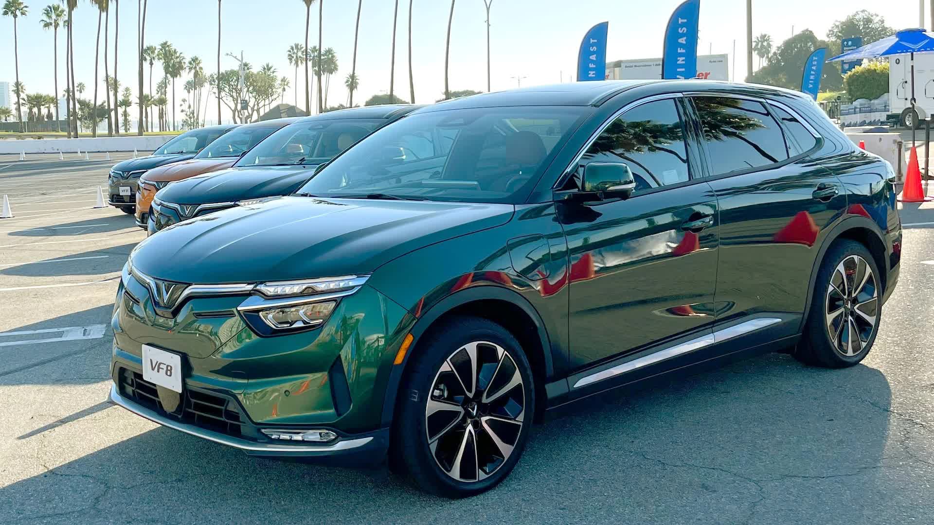 Vấn đề lớn bất ngờ nảy sinh khi Tesla mở mạng sạc độc quyền: Dây sạc không đủ dài cho các xe điện khác - Ảnh 3. Vấn đề lớn bất ngờ nảy sinh khi Tesla mở mạng sạc độc quyền: Dây sạc không đủ dài cho các xe điện khác - Ảnh 3.