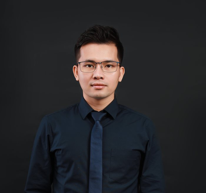 CEO 9X được &ocirc;ng Phạm Nhật Vượng chọn cho c&ocirc;ng ty cho thu&ecirc; xe v&agrave; taxi: Bỏ học đại học, kinh qua 9 c&ocirc;ng ty, lọt danh s&aacute;ch Forbes Under 30 Asia năm 2022 - Ảnh 1.