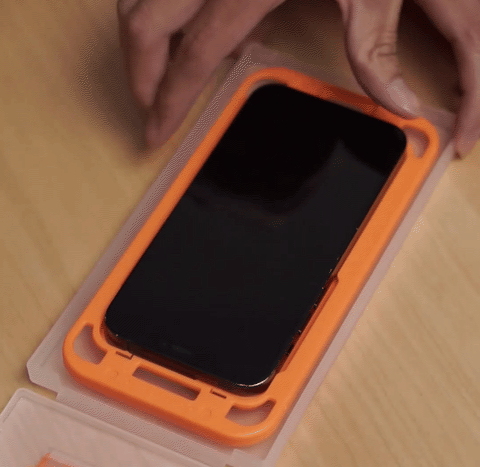 Review nhanh các loại dán cường lực cho iPhone: Tự dán, phủ nhám hay chống nhìn trộm dùng tốt nhất? - Ảnh 1. Review nhanh các loại dán cường lực cho iPhone: Tự dán, phủ nhám hay chống nhìn trộm dùng tốt nhất? - Ảnh 1.